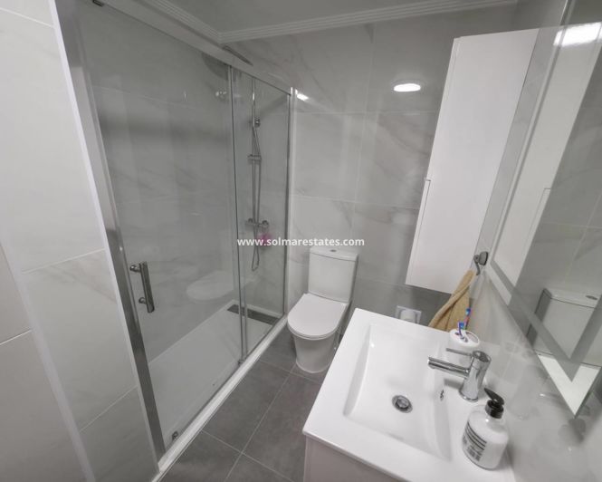 Image No.23-2 Bed Apartment for sale