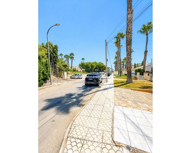 Image No.35-3 Bed Villa for sale