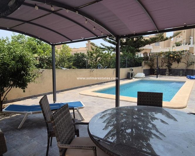 Image No.32-3 Bed Villa for sale