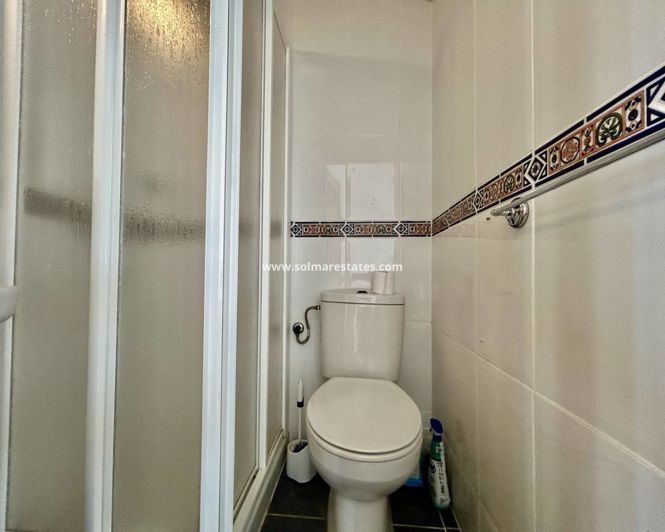 Image No.17-3 Bed Apartment for sale