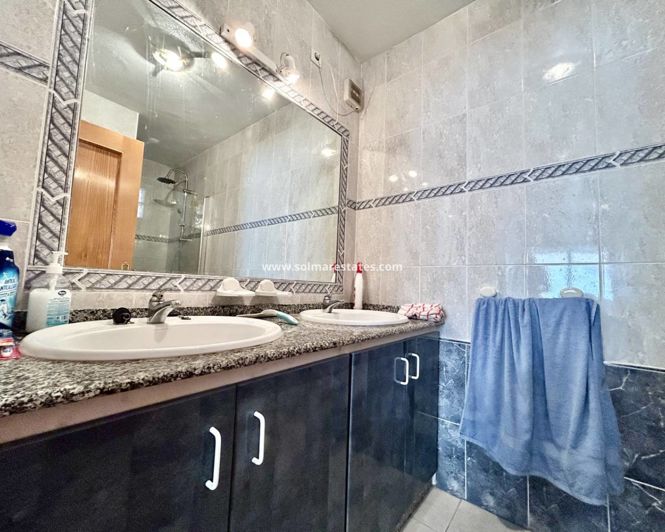 Image No.9-3 Bed Apartment for sale