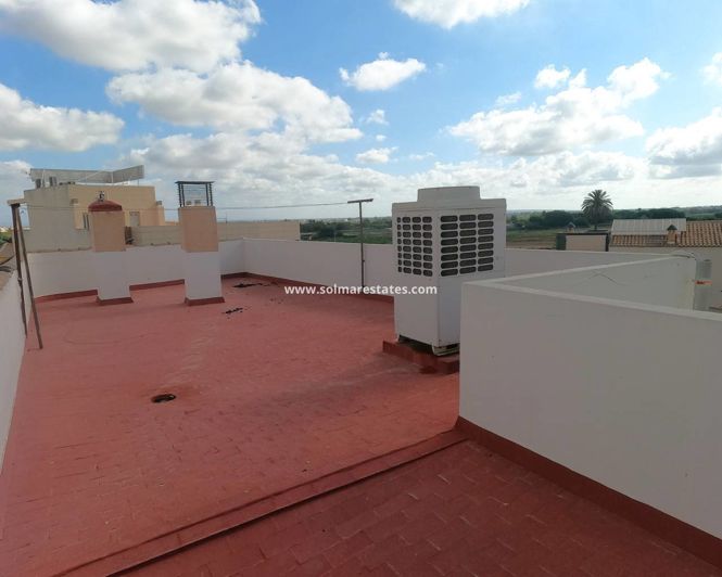 Image No.20-2 Bed Apartment for sale
