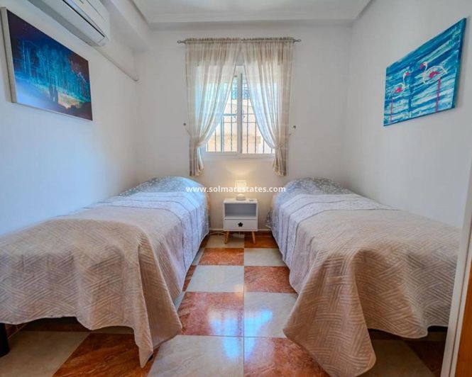 Image No.18-Quad de 3 chambres à vendre à Cabo Roig