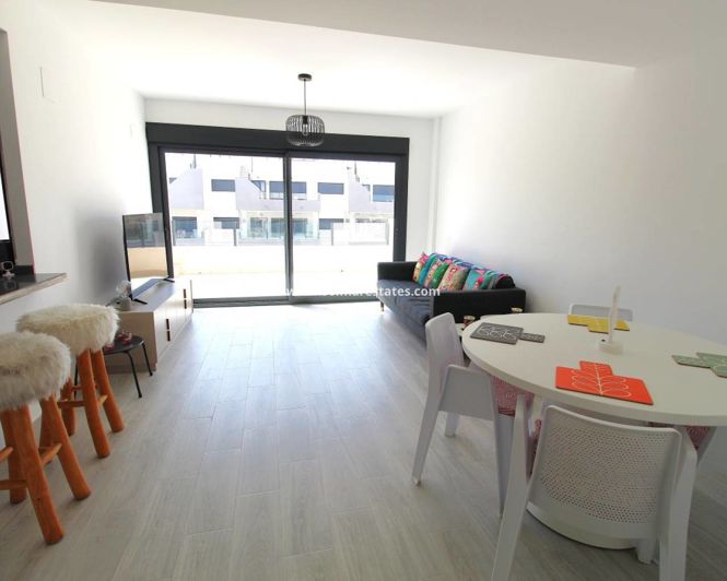 Image No.29-2 Bed Apartment for sale