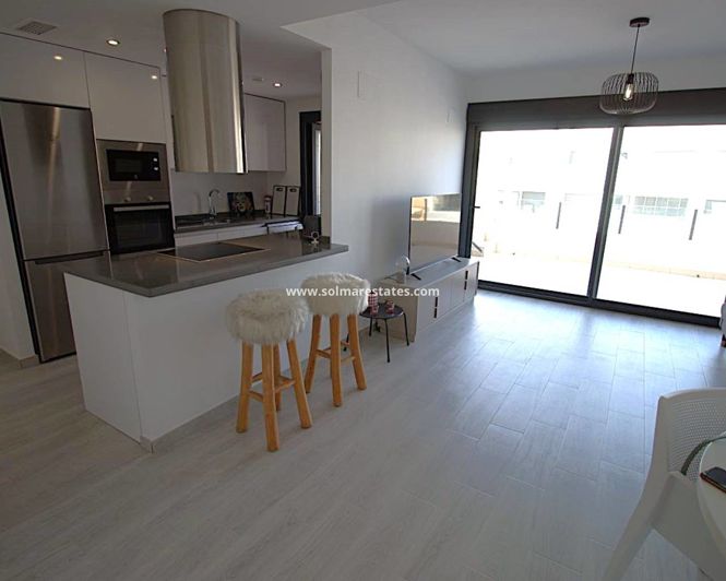 Image No.33-2 Bed Apartment for sale