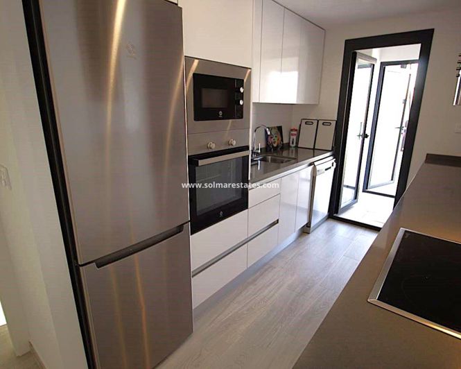 Image No.43-2 Bed Apartment for sale