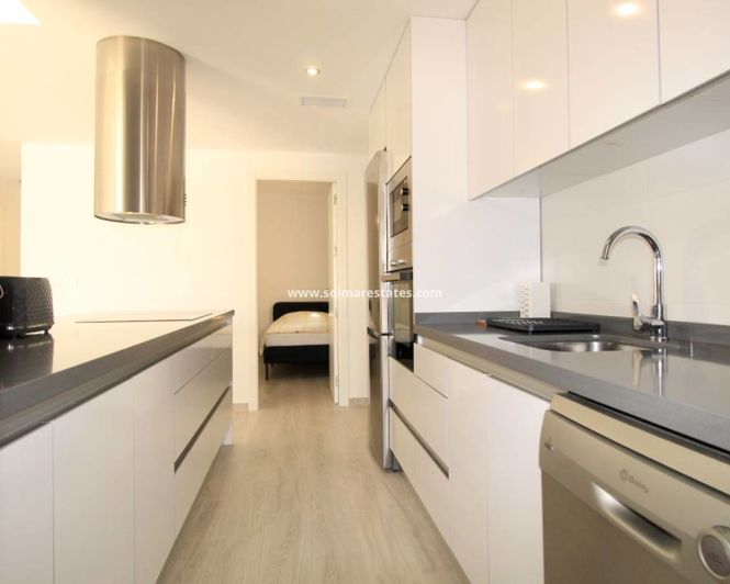 Image No.48-2 Bed Apartment for sale