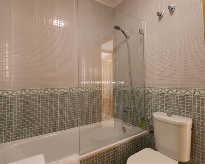 Image No.19-2 Bed Bungalow for sale