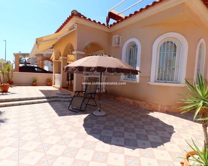 Image No.21-3 Bed Villa for sale