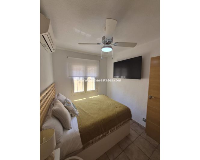 Image No.45-3 Bed Townhouse for sale