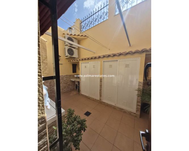 Image No.46-3 Bed Townhouse for sale