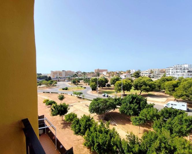 Image No.18-2 Bed Apartment for sale