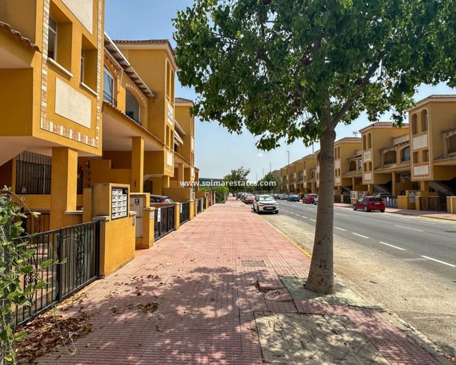 Image No.28-2 Bed Apartment for sale