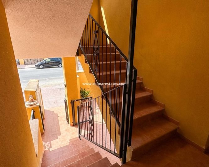 Image No.40-2 Bed Apartment for sale