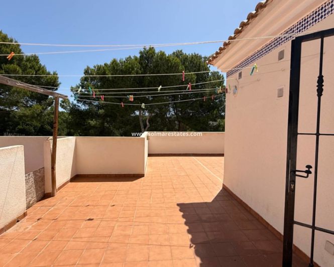 Image No.29-4 Bed Villa for sale