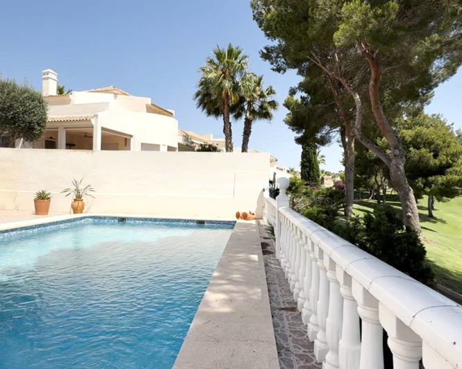Image No.38-4 Bed Villa for sale