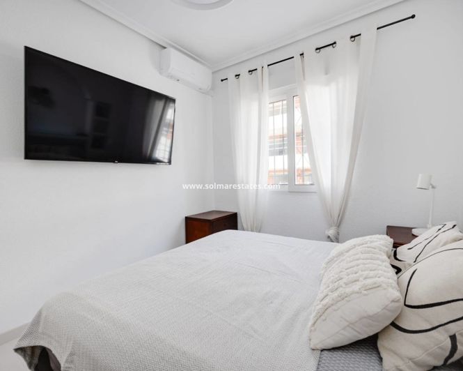Image No.11-2 Bed Apartment for sale