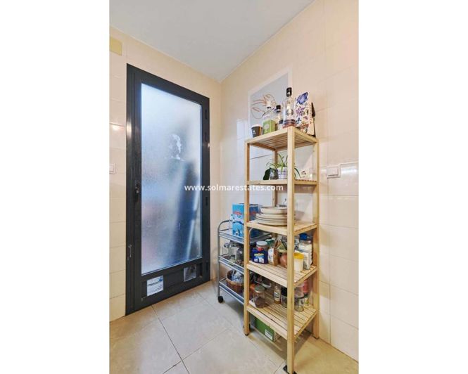 Image No.13-3 Bed Townhouse for sale