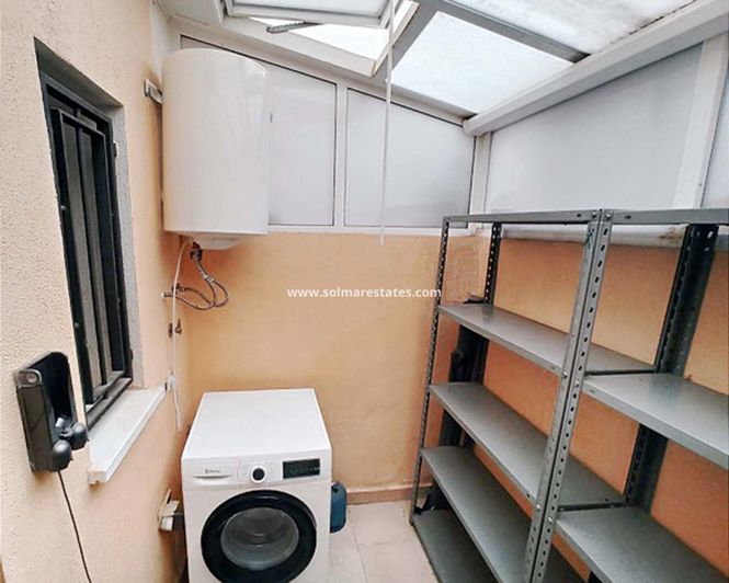 Image No.16-3 Bed Townhouse for sale