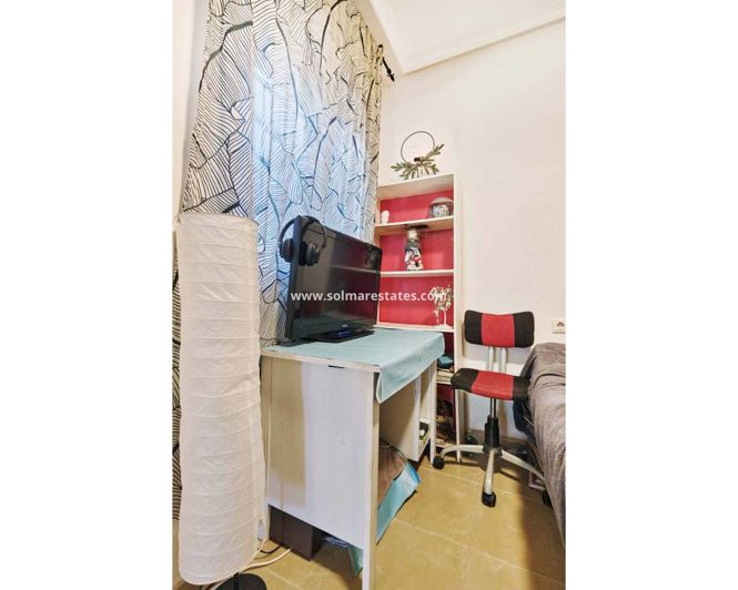 Image No.20-3 Bed Townhouse for sale