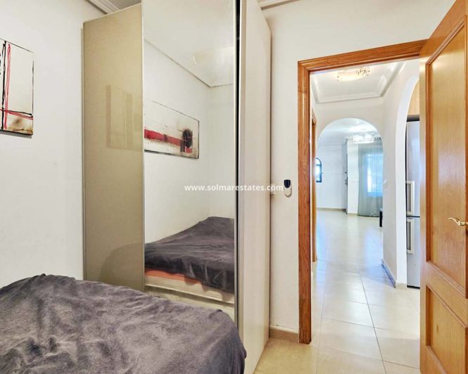 Image No.21-3 Bed Townhouse for sale