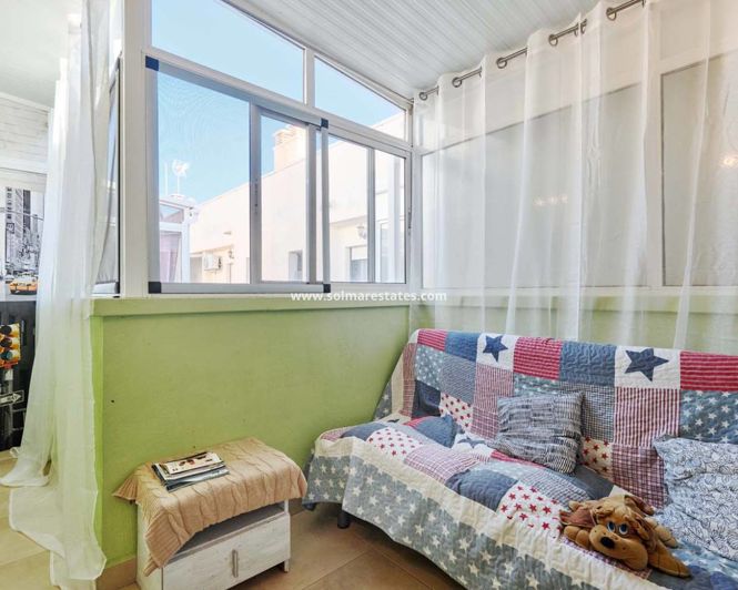 Image No.30-3 Bed Townhouse for sale