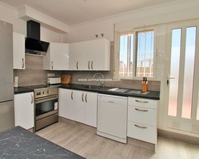 Image No.11-2 Bed Apartment for sale