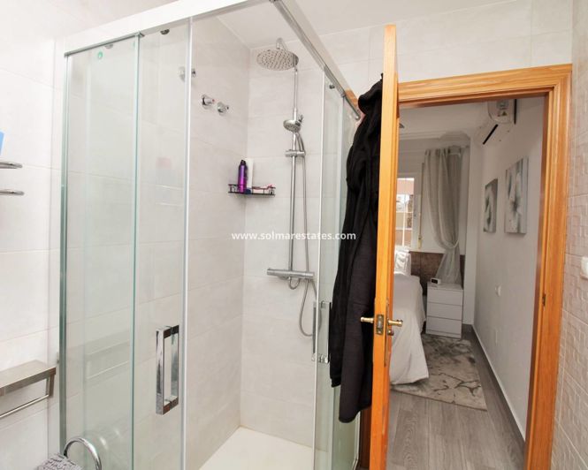 Image No.18-2 Bed Apartment for sale