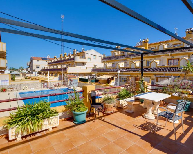 Image No.23-3 Bed Townhouse for sale