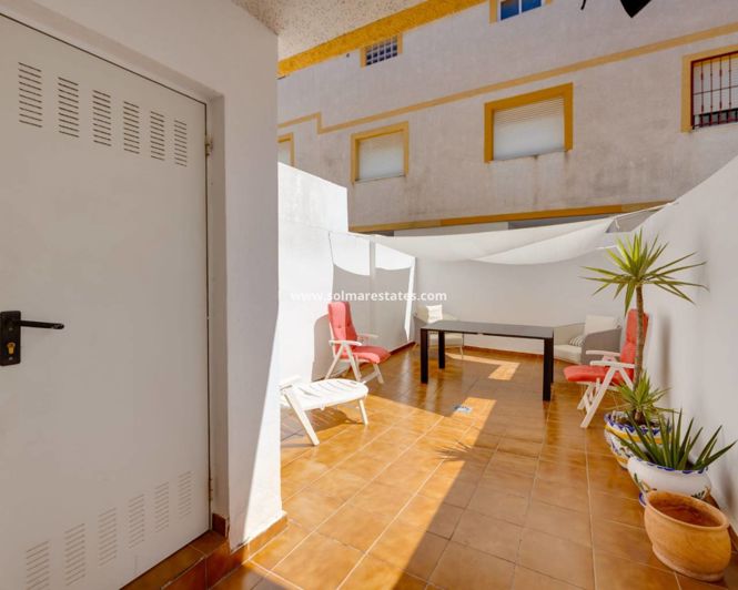 Image No.24-3 Bed Townhouse for sale
