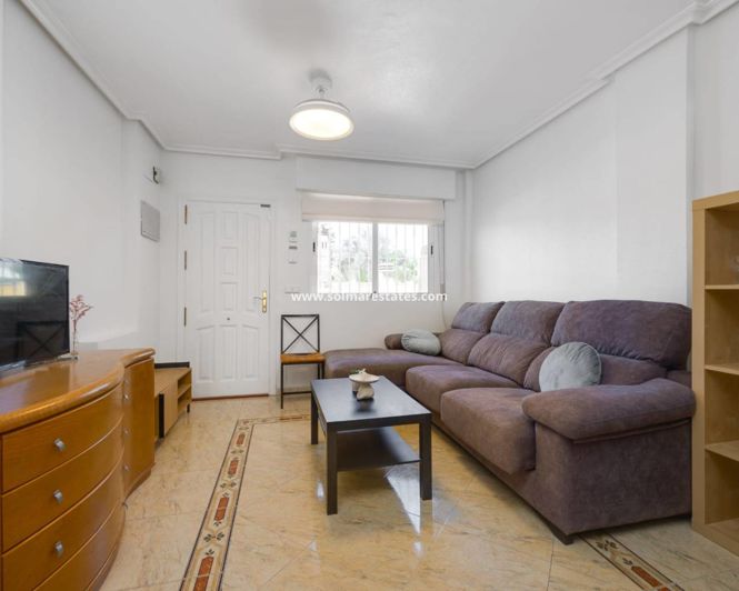 Image No.4-3 Bed Townhouse for sale