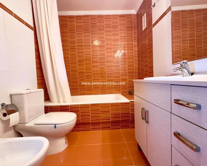 Image No.27-2 Bed Apartment for sale