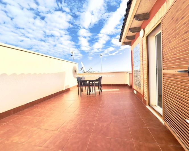 Image No.32-2 Bed Apartment for sale