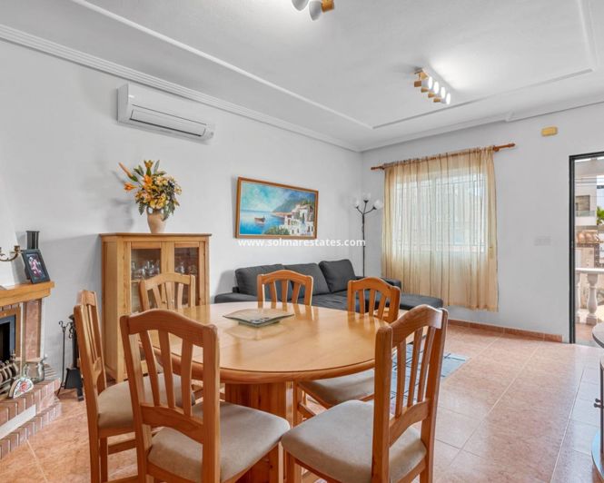 Image No.10-3 Bed Villa for sale