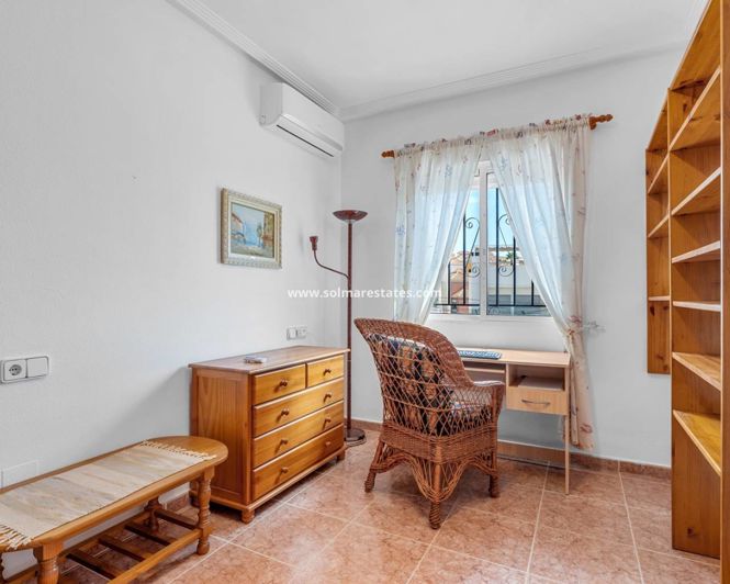 Image No.21-3 Bed Villa for sale