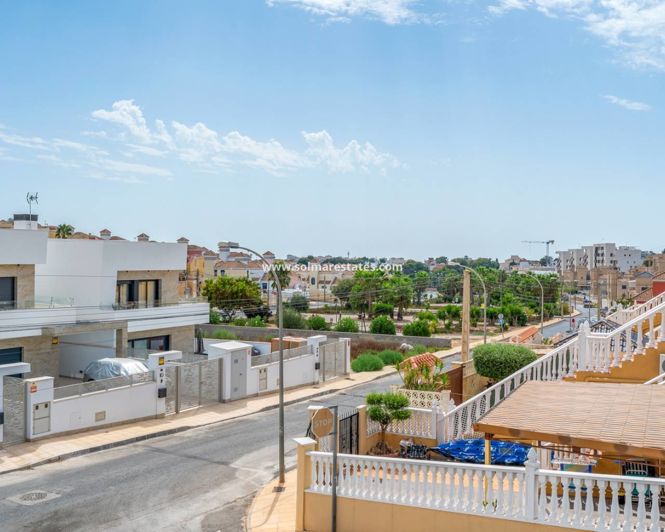 Image No.27-3 Bed Villa for sale
