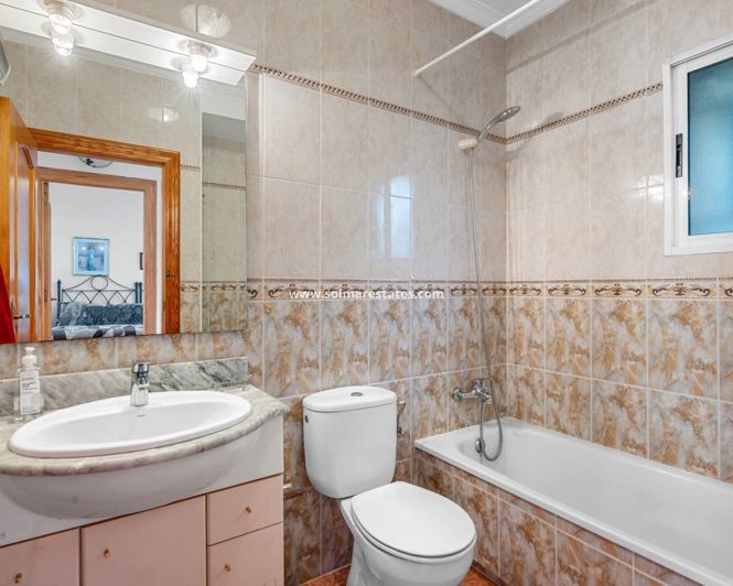 Image No.30-3 Bed Villa for sale