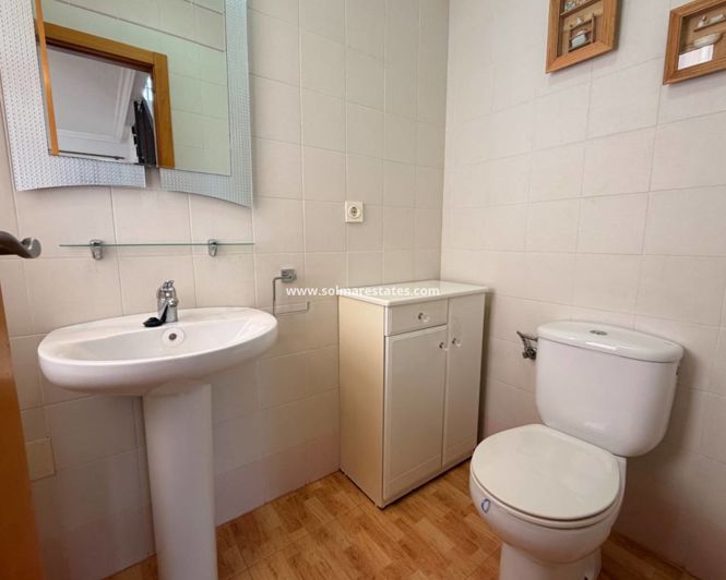 Image No.16-3 Bed Townhouse for sale