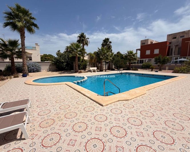 Image No.22-3 Bed Townhouse for sale