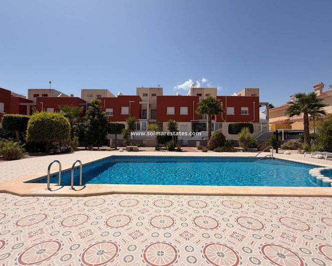 Image No.23-3 Bed Townhouse for sale