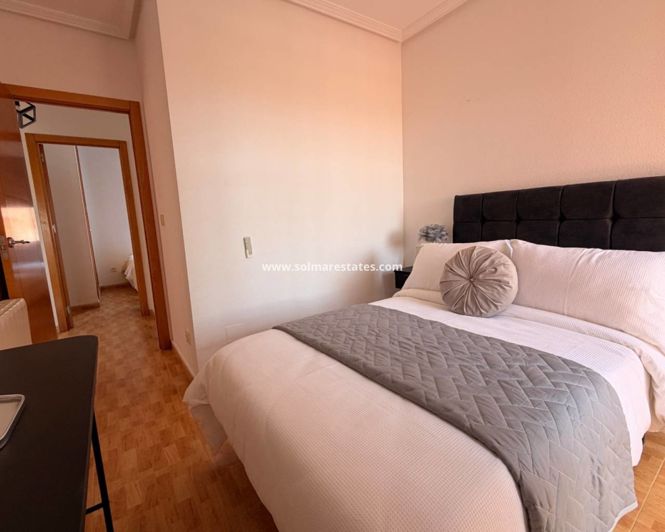Image No.29-3 Bed Townhouse for sale