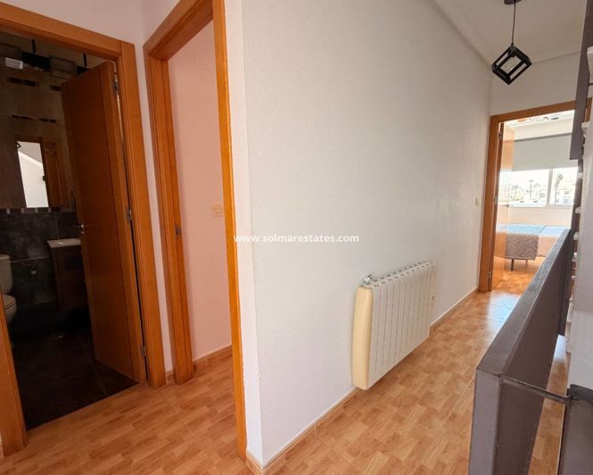 Image No.40-3 Bed Townhouse for sale