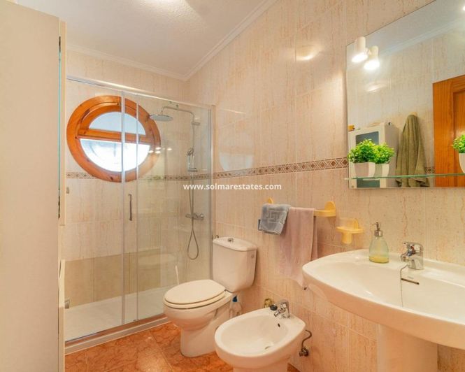 Image No.34-5 Bed Quad for sale