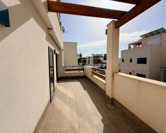 Image No.16-3 Bed House for sale