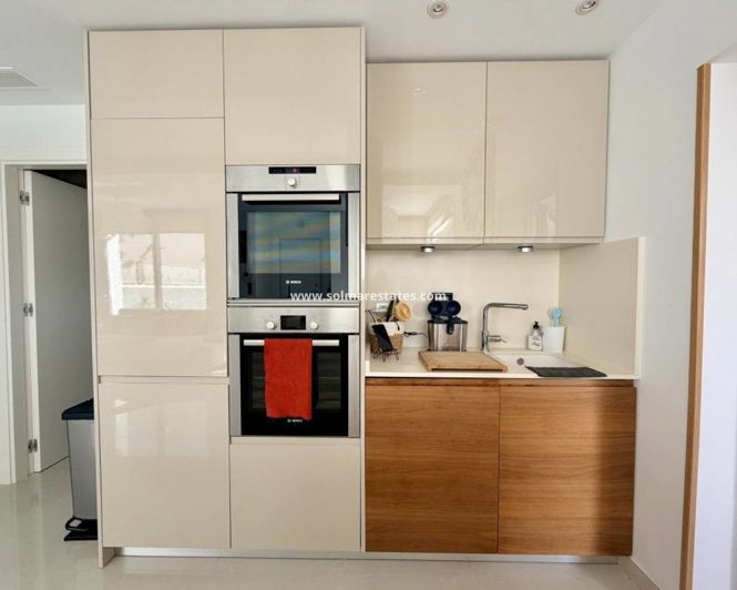 Image No.20-3 Bed House for sale