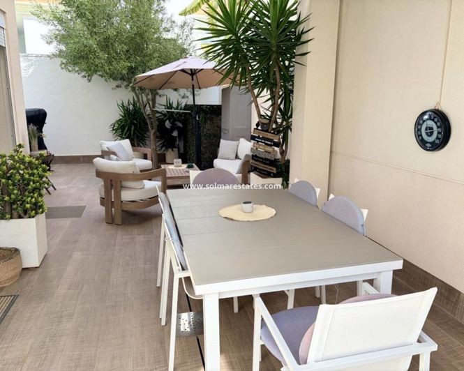 Image No.4-3 Bed House for sale