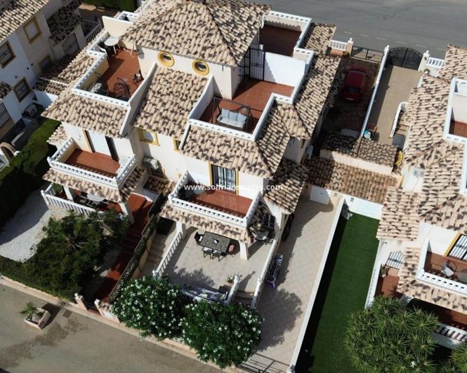Image No.5-Quad de 2 chambres à vendre à Cabo Roig