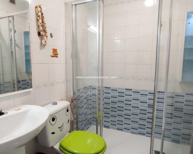 Image No.12-2 Bed Bungalow for sale