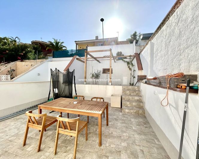 Image No.22-3 Bed Townhouse for sale