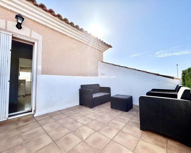 Image No.24-3 Bed Townhouse for sale
